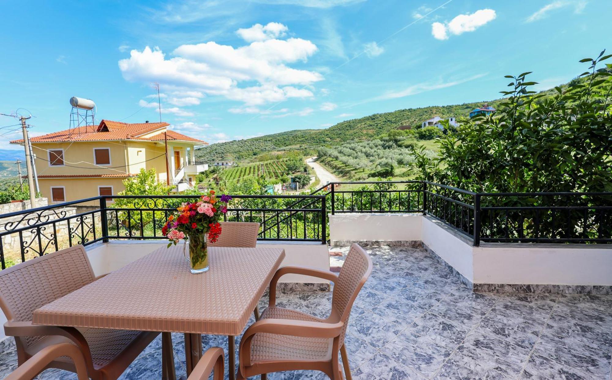Villa Xherimeja Family Oasis Берат Екстер'єр фото